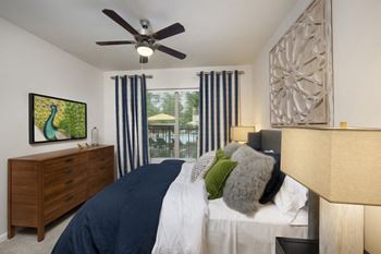 City view vinings apartments model bedroom with ceiling fan
